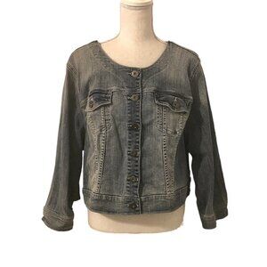 TORRID Jean Jacket Women's Size 3XL Blue Denim Round Neckline Pockets